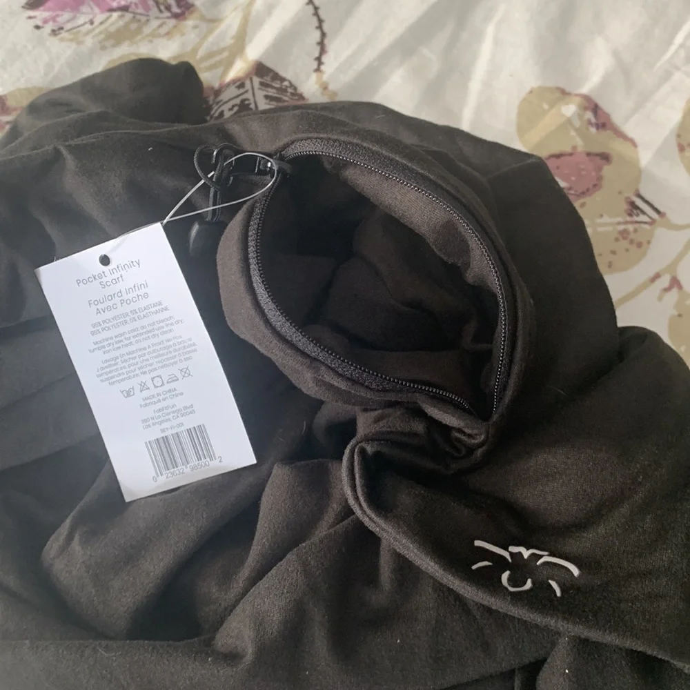 Infinity scarf - Picture 2 of 3
